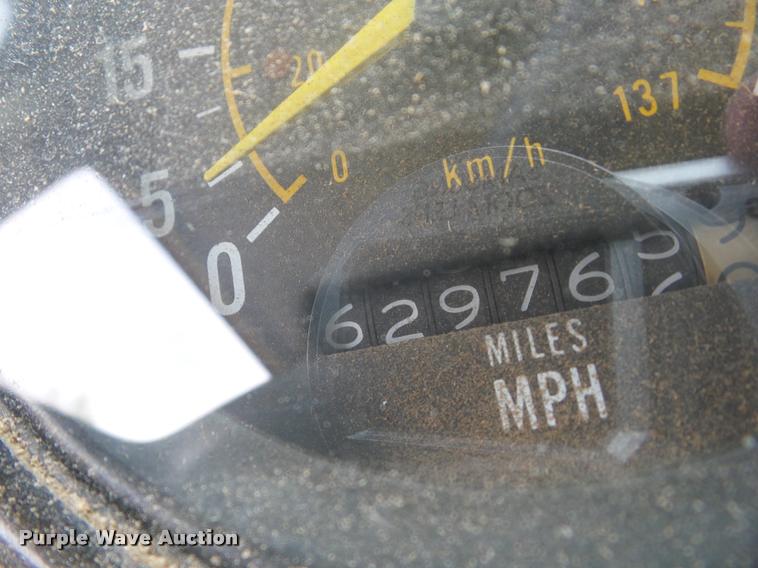 image for item AG9422 1982 International CO-9670 semi truck