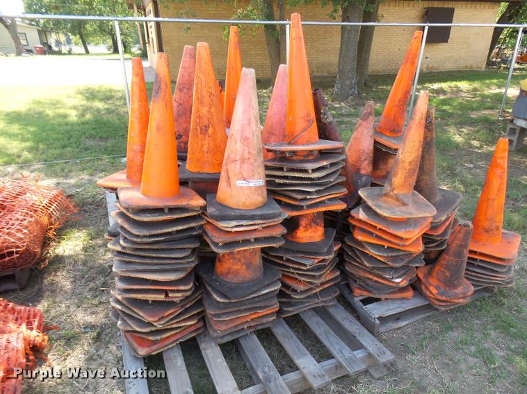 image for item AP9729 Approximately 190 plastic safety cones