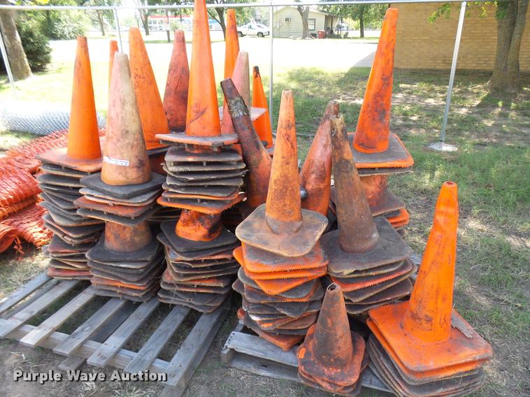 image for item AP9729 Approximately 190 plastic safety cones