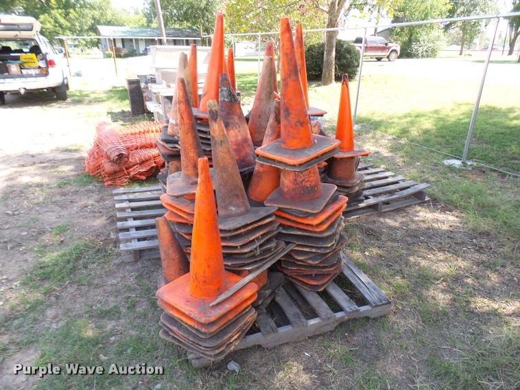 image for item AP9729 Approximately 190 plastic safety cones