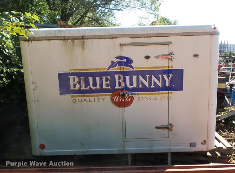 image for item BG9702 Refrigerated truck box