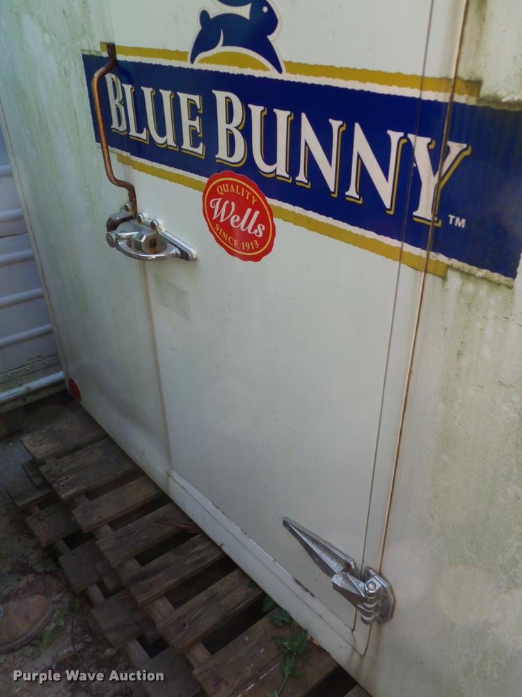 image for item BG9702 Refrigerated truck box