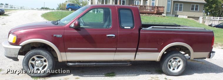 image for item BK9583 1997 Ford F150 SuperCab pickup truck