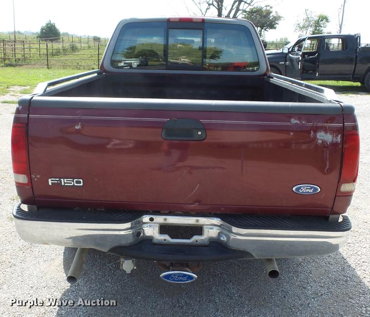 image for item BK9583 1997 Ford F150 SuperCab pickup truck
