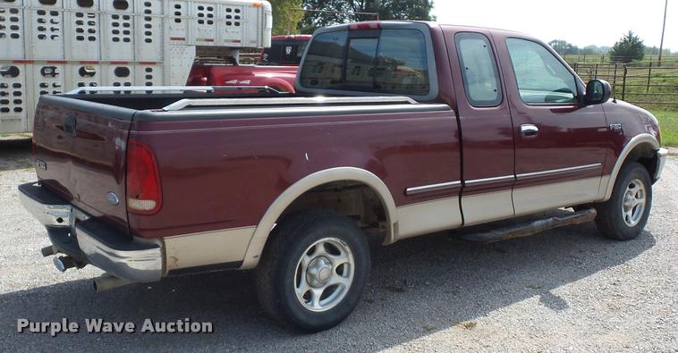 image for item BK9583 1997 Ford F150 SuperCab pickup truck