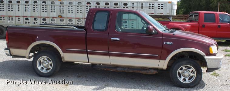 image for item BK9583 1997 Ford F150 SuperCab pickup truck