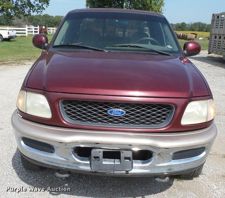 image for item BK9583 1997 Ford F150 SuperCab pickup truck