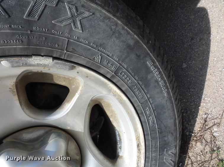 image for item BK9583 1997 Ford F150 SuperCab pickup truck