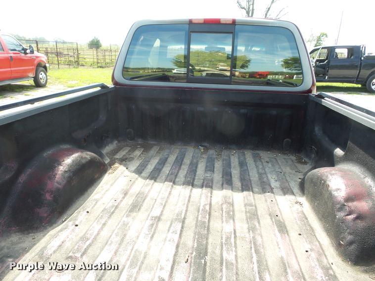 image for item BK9583 1997 Ford F150 SuperCab pickup truck