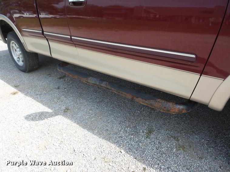 image for item BK9583 1997 Ford F150 SuperCab pickup truck