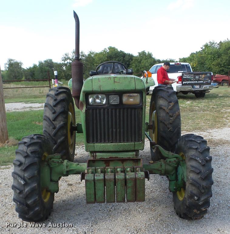 image for item BZ9659 John Deere 950 MFWD tractor