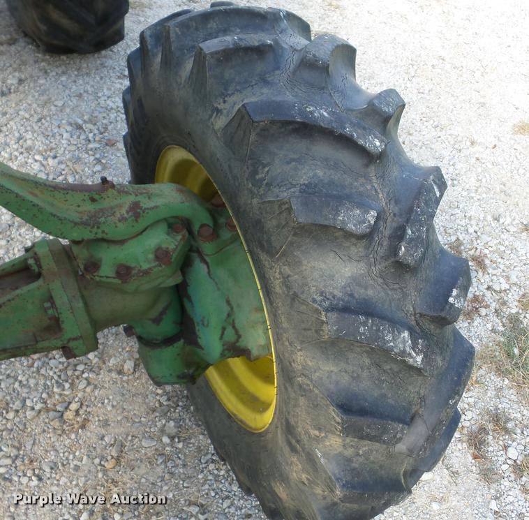 image for item BZ9659 John Deere 950 MFWD tractor