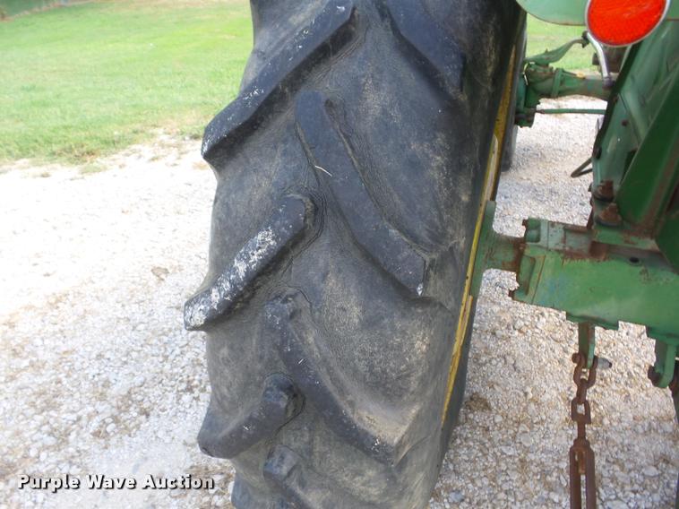 image for item BZ9659 John Deere 950 MFWD tractor