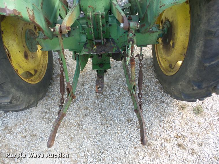 image for item BZ9659 John Deere 950 MFWD tractor
