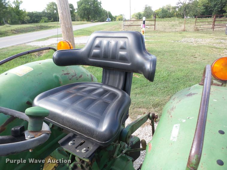 image for item BZ9659 John Deere 950 MFWD tractor