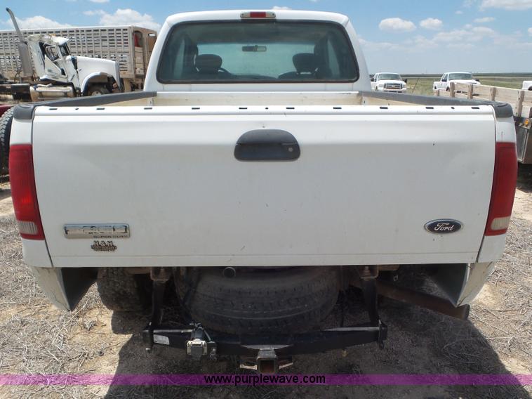 image for item CC9864 2005 Ford F250 Super Duty SuperCab pickup truck