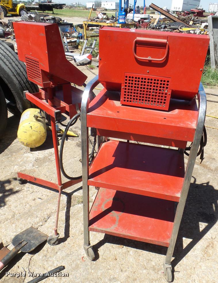 image for item CC9998 (2) Snap-On battery testers