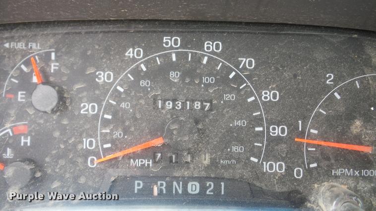 image for item DA2879 2001 Ford F250 Super Duty pickup truck