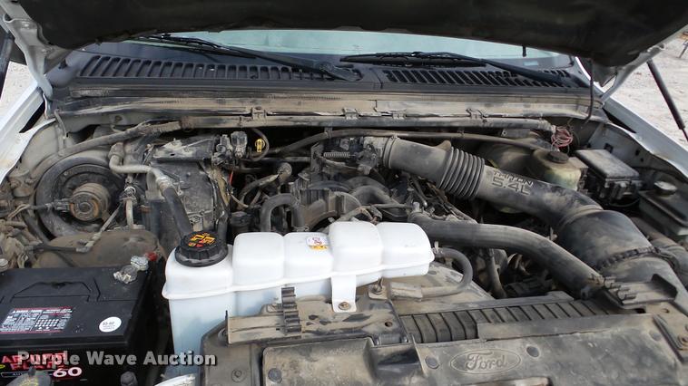 image for item DA2879 2001 Ford F250 Super Duty pickup truck