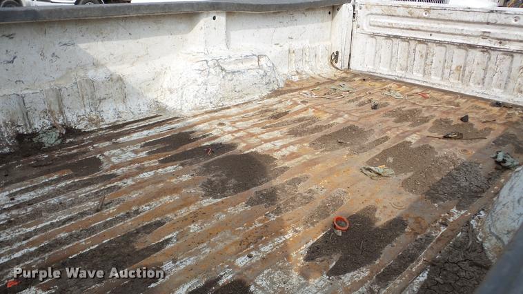 image for item DA2879 2001 Ford F250 Super Duty pickup truck