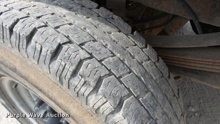 image for item DA2879 2001 Ford F250 Super Duty pickup truck