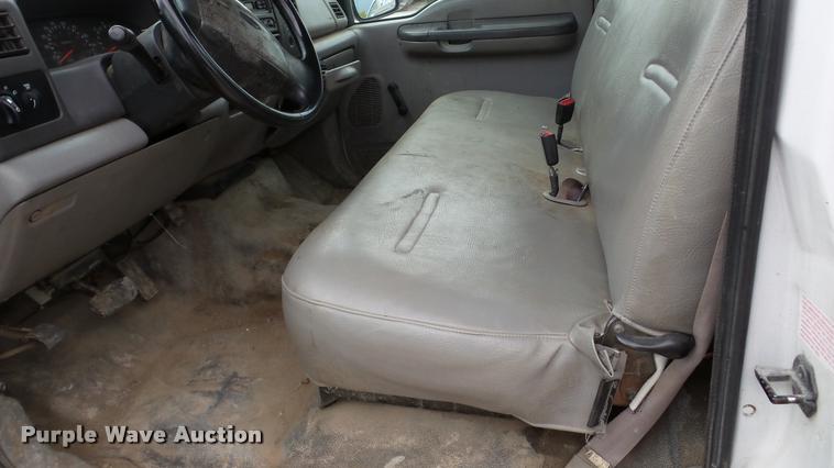 image for item DA2888 2000 Ford F250 Super Duty pickup truck