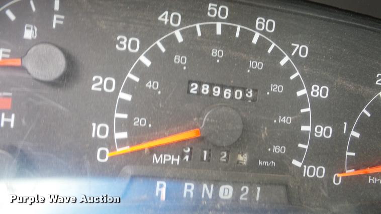 image for item DA2888 2000 Ford F250 Super Duty pickup truck