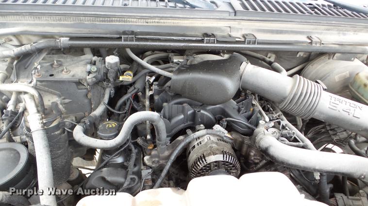 image for item DA2888 2000 Ford F250 Super Duty pickup truck