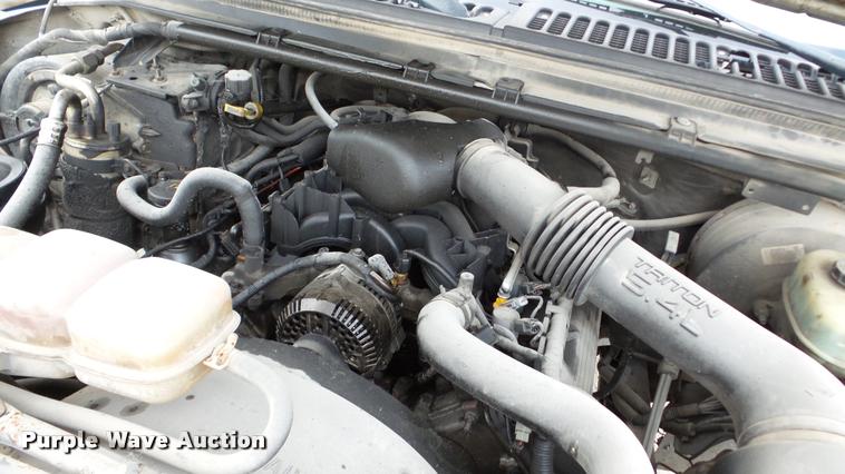 image for item DA2888 2000 Ford F250 Super Duty pickup truck