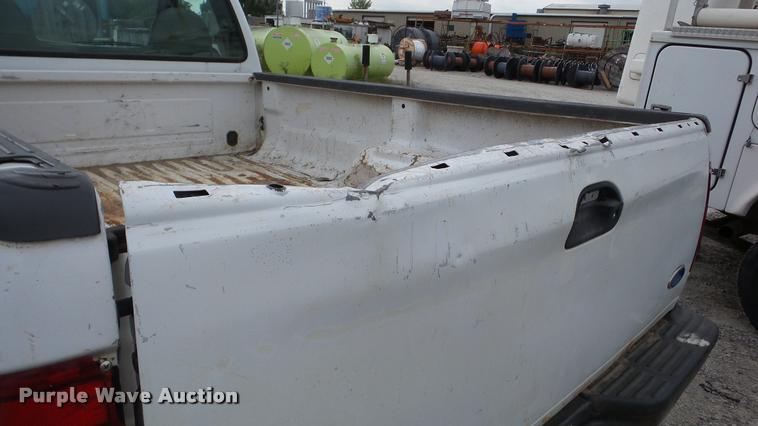 image for item DA2888 2000 Ford F250 Super Duty pickup truck