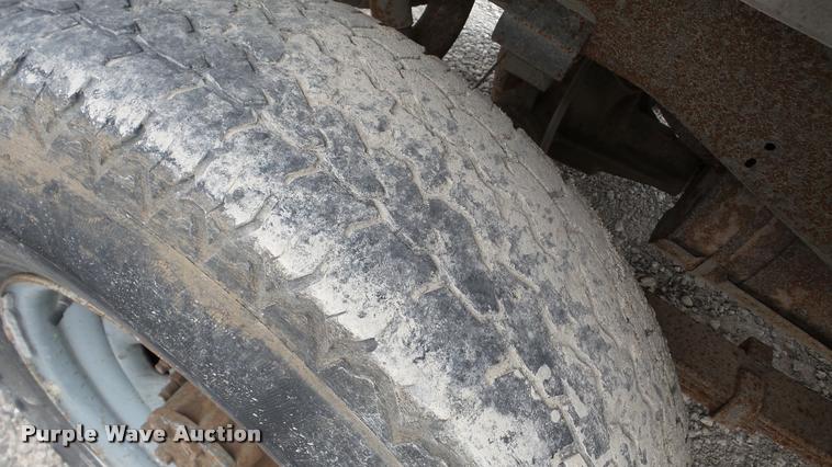 image for item DA2888 2000 Ford F250 Super Duty pickup truck