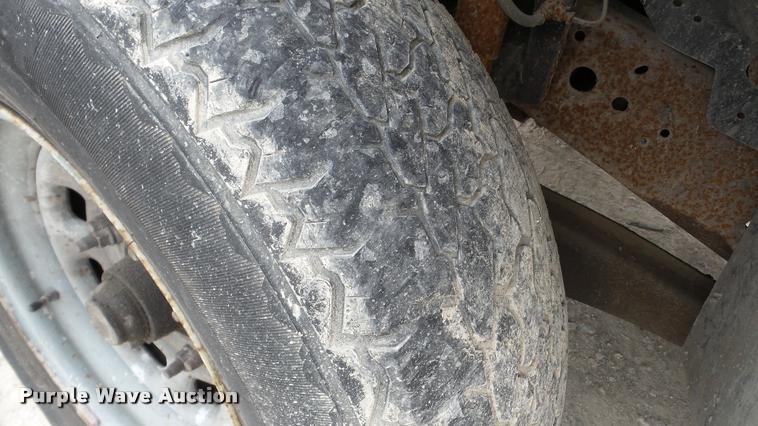 image for item DA2888 2000 Ford F250 Super Duty pickup truck