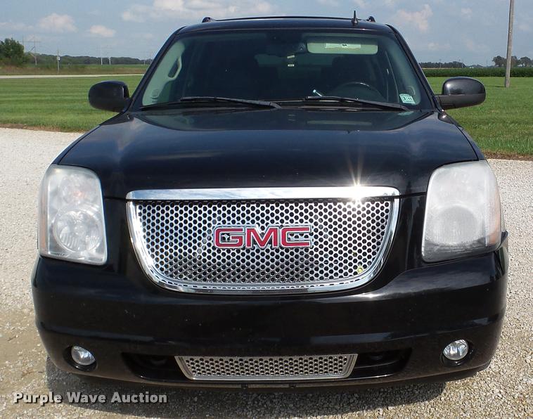image for item DA2894 2007 GMC Yukon Denali XL SUV