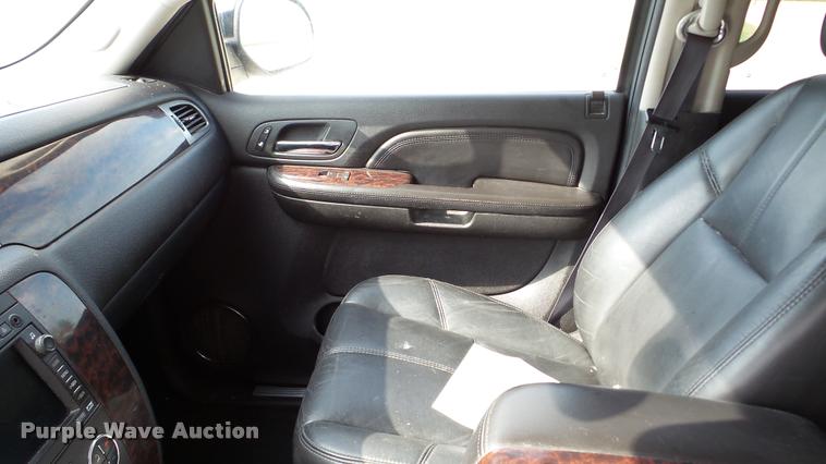 image for item DA2894 2007 GMC Yukon Denali XL SUV