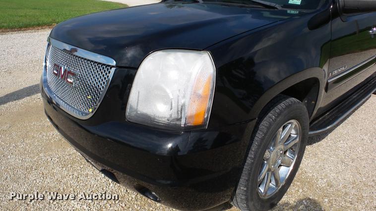 image for item DA2894 2007 GMC Yukon Denali XL SUV