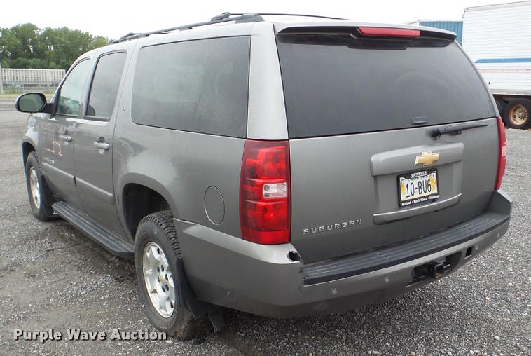 image for item DA8835 2007 Chevrolet Suburban 1500 SUV