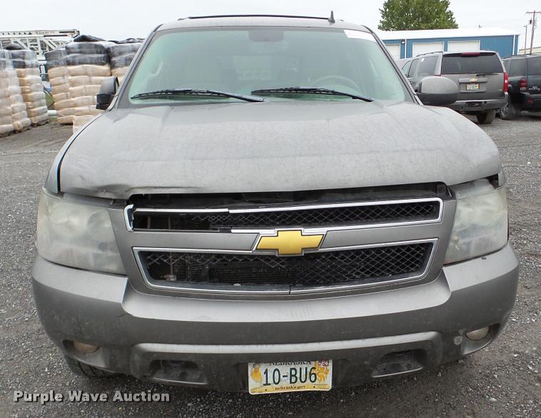 image for item DA8835 2007 Chevrolet Suburban 1500 SUV