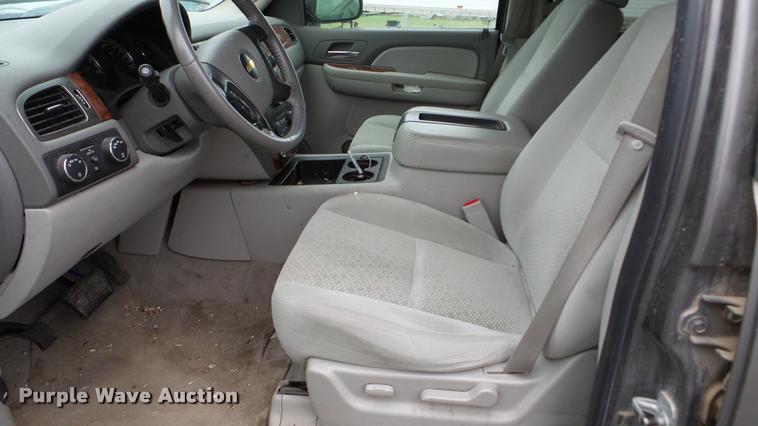 image for item DA8835 2007 Chevrolet Suburban 1500 SUV