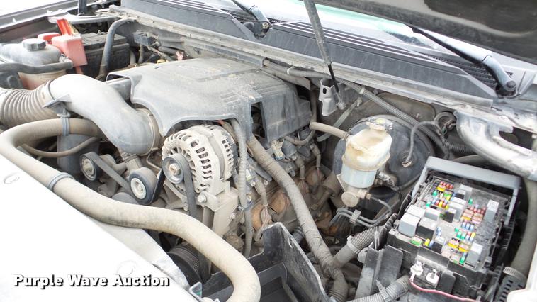 image for item DA8835 2007 Chevrolet Suburban 1500 SUV