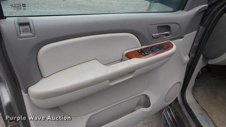 image for item DA8837 2008 Chevrolet Suburban 1500 SUV