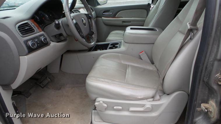 image for item DA8837 2008 Chevrolet Suburban 1500 SUV