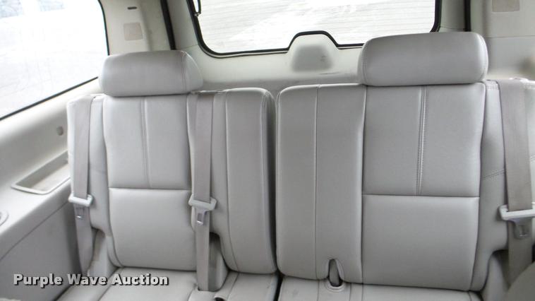 image for item DA8837 2008 Chevrolet Suburban 1500 SUV