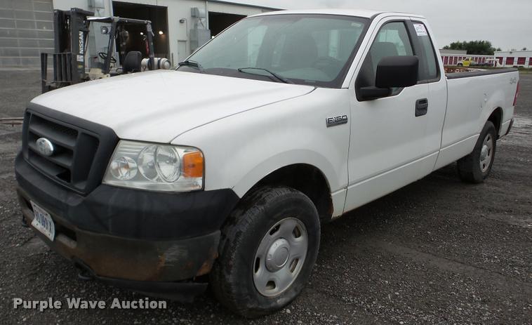 image for item DA8839 2006 Ford F150 pickup truck