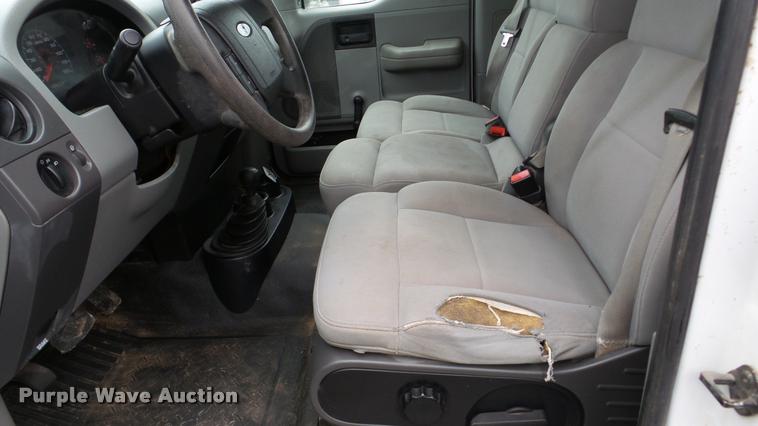 image for item DA8839 2006 Ford F150 pickup truck