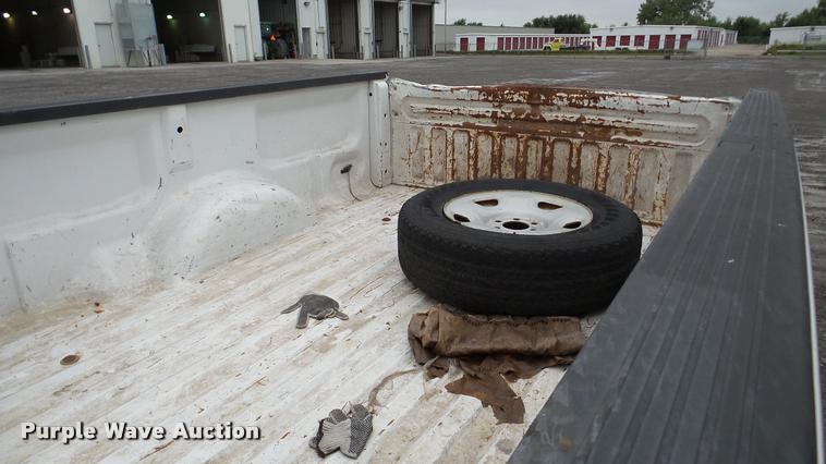 image for item DA8839 2006 Ford F150 pickup truck