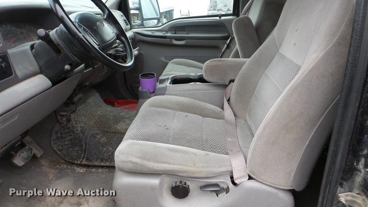 image for item DA8841 2001 Ford F350 Super Duty SuperCab pickup truck