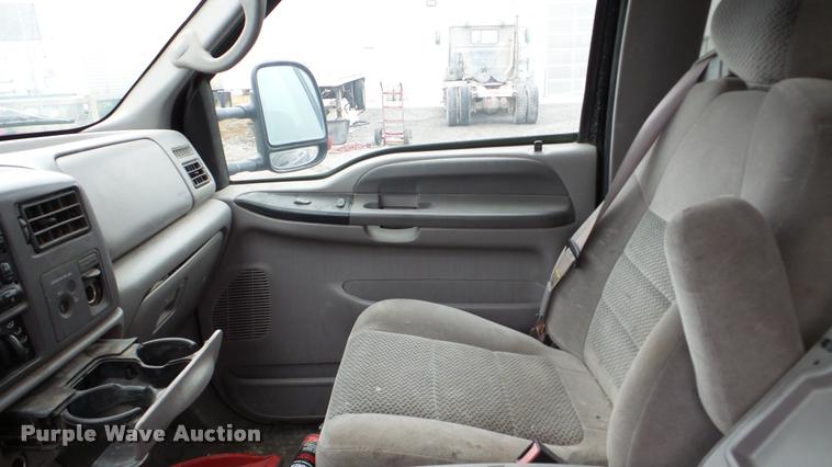 image for item DA8841 2001 Ford F350 Super Duty SuperCab pickup truck