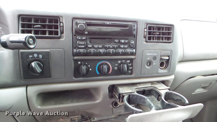 image for item DA8841 2001 Ford F350 Super Duty SuperCab pickup truck