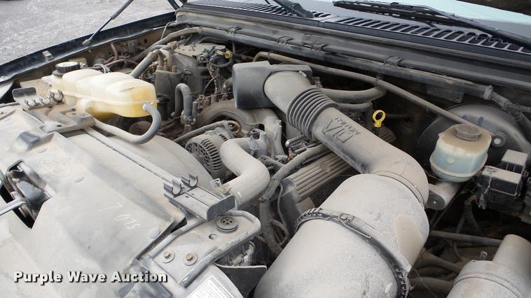 image for item DA8841 2001 Ford F350 Super Duty SuperCab pickup truck