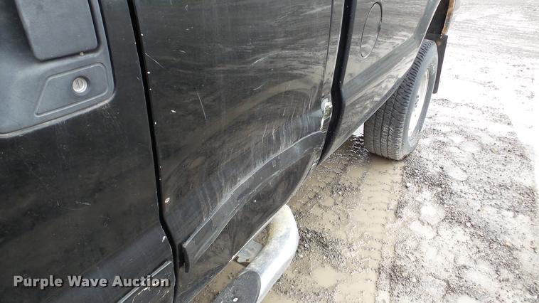 image for item DA8841 2001 Ford F350 Super Duty SuperCab pickup truck